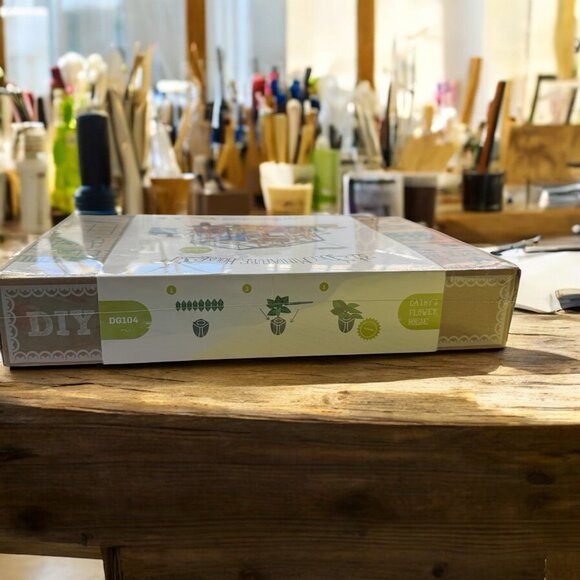 DIY Miniature House Kit Cathy's Flower House Robotime Crafting Set SEALED - Picture 3 of 5